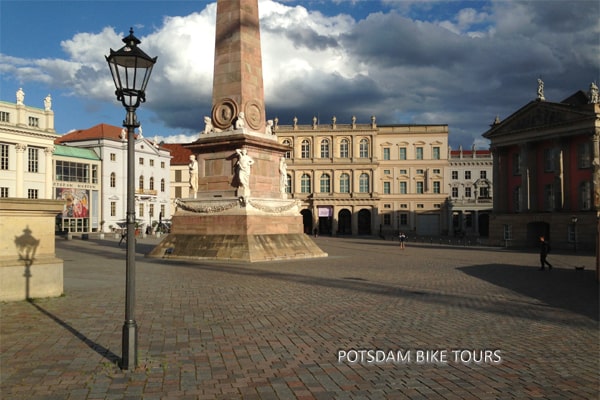 Alter Markt Potsdam Radtouren fuer Familien