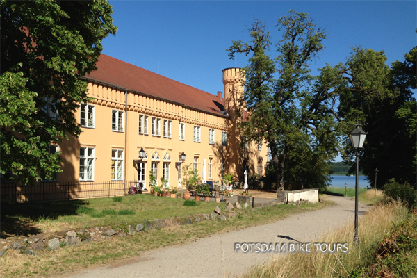 Schloss Petzow am Schwielowsee Fahrradurlaub
