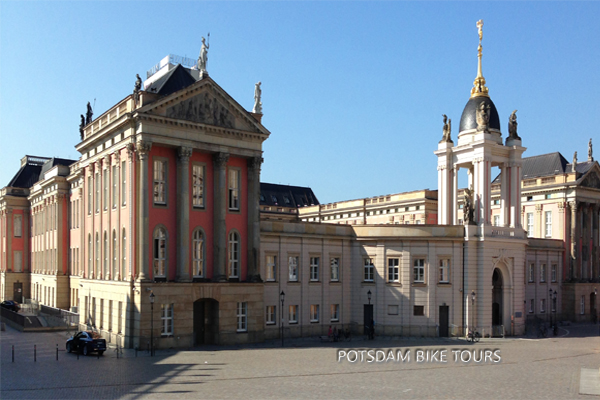 Stadtschloss Potsdam Fahrradreisen